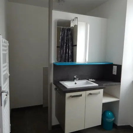 Holiday home Maison Renovee Avec Grand Jardin, Proche Des Eyzies Et Sites Touristiques Du Perigord Noir - Fr-1-616-37